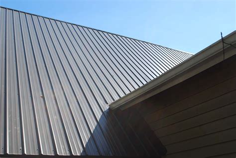 metal pointy thing on house roof|spinning metal on roof.